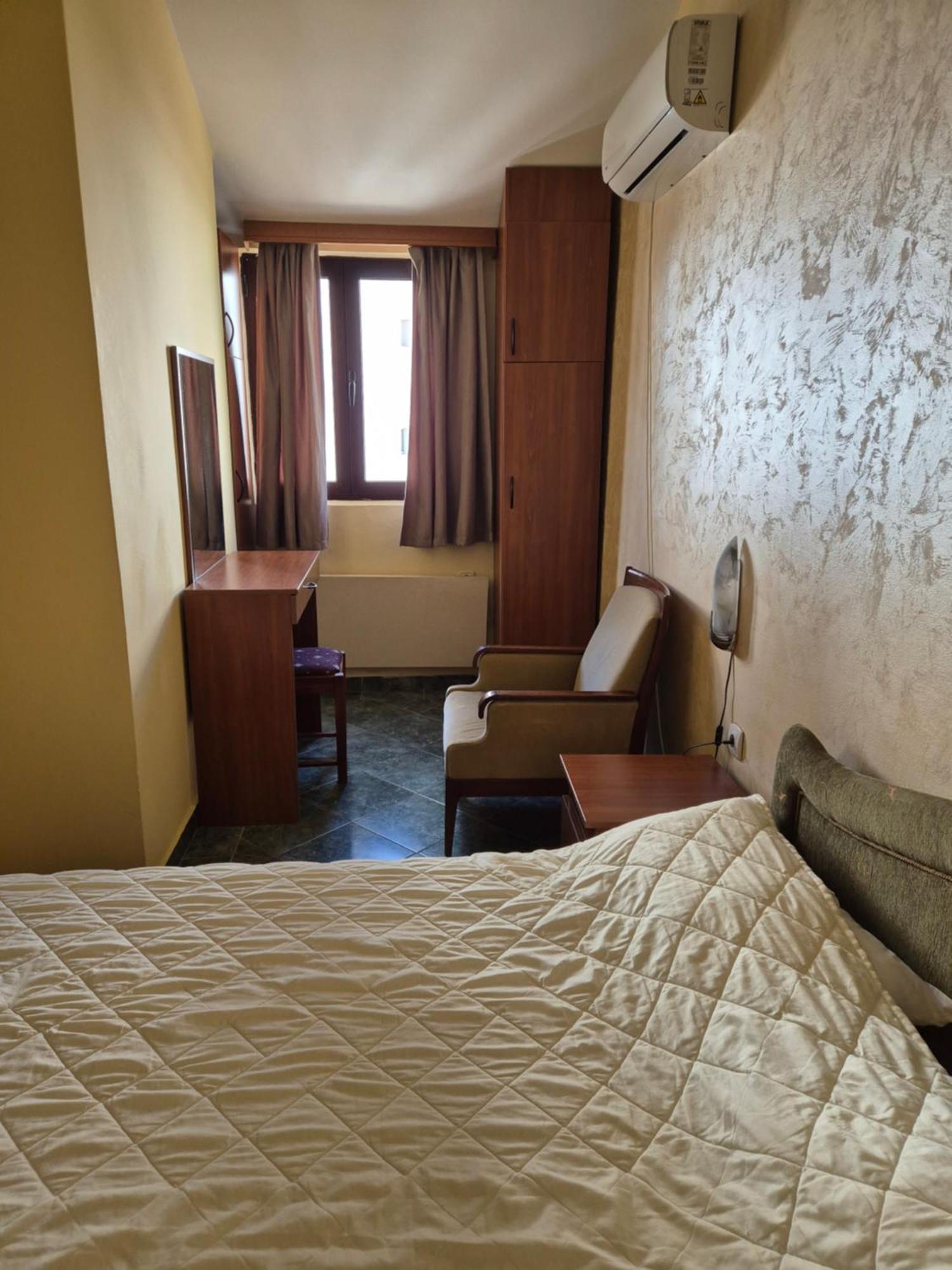 Mali Milocer Bay Accommodation Sveti Stefan Room photo