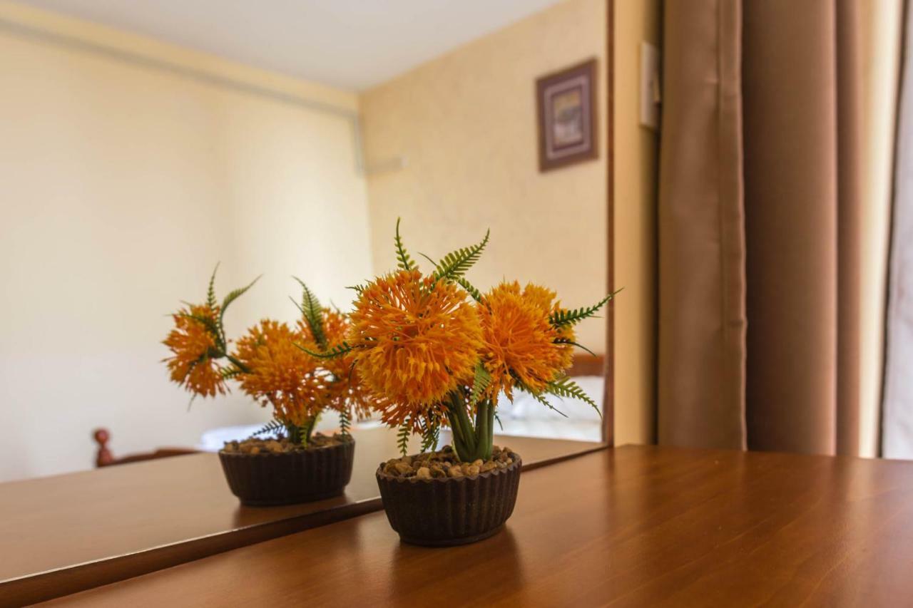 Mali Milocer Bay Accommodation Sveti Stefan Exterior photo