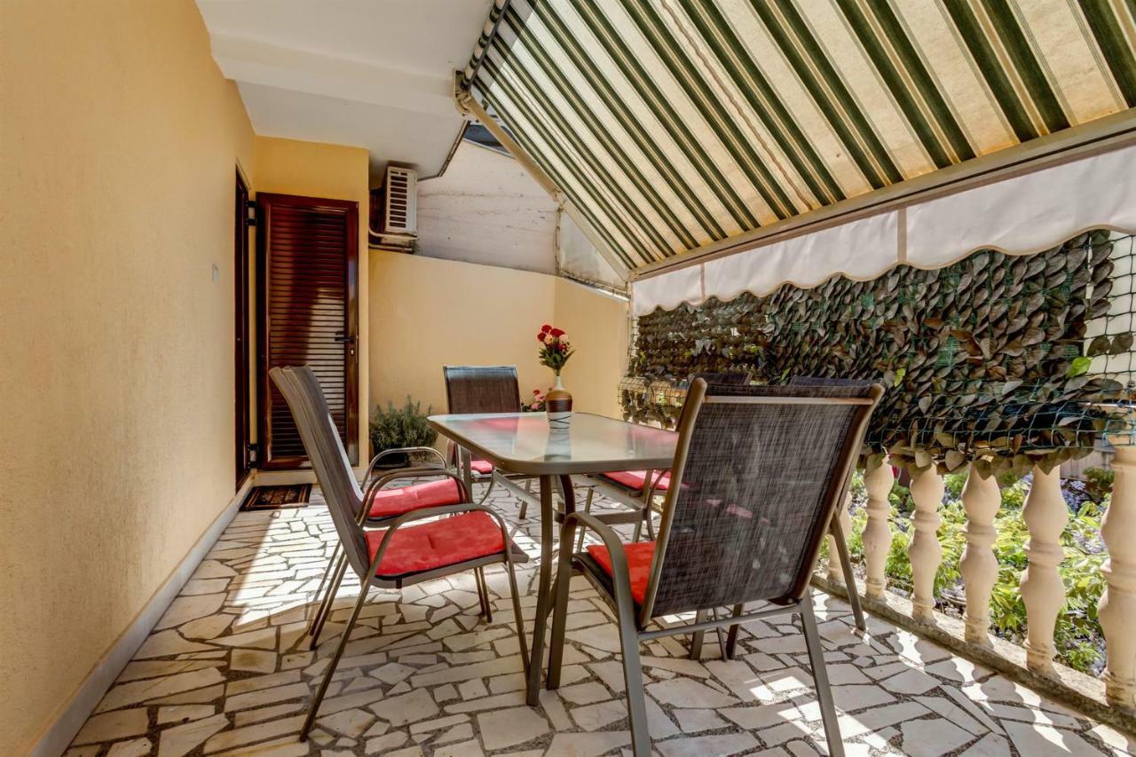 Mali Milocer Bay Accommodation Sveti Stefan Exterior photo