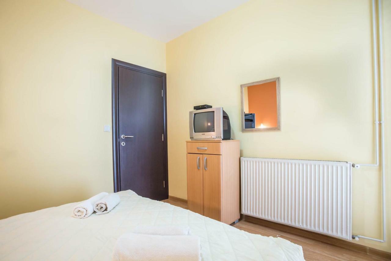 Mali Milocer Bay Accommodation Sveti Stefan Exterior photo