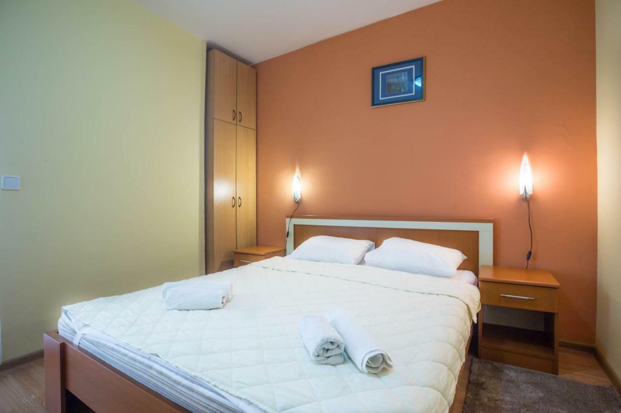 Mali Milocer Bay Accommodation Sveti Stefan Exterior photo